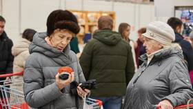 Как взрослые делают покупки в Ашане в Милабель
